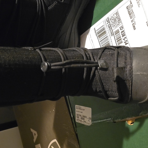 Snow Boots - Picture 8 of 8